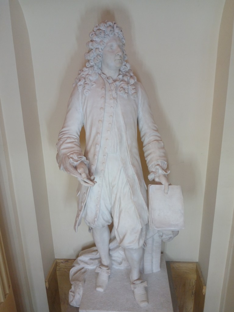 Statue de Racine après restauration